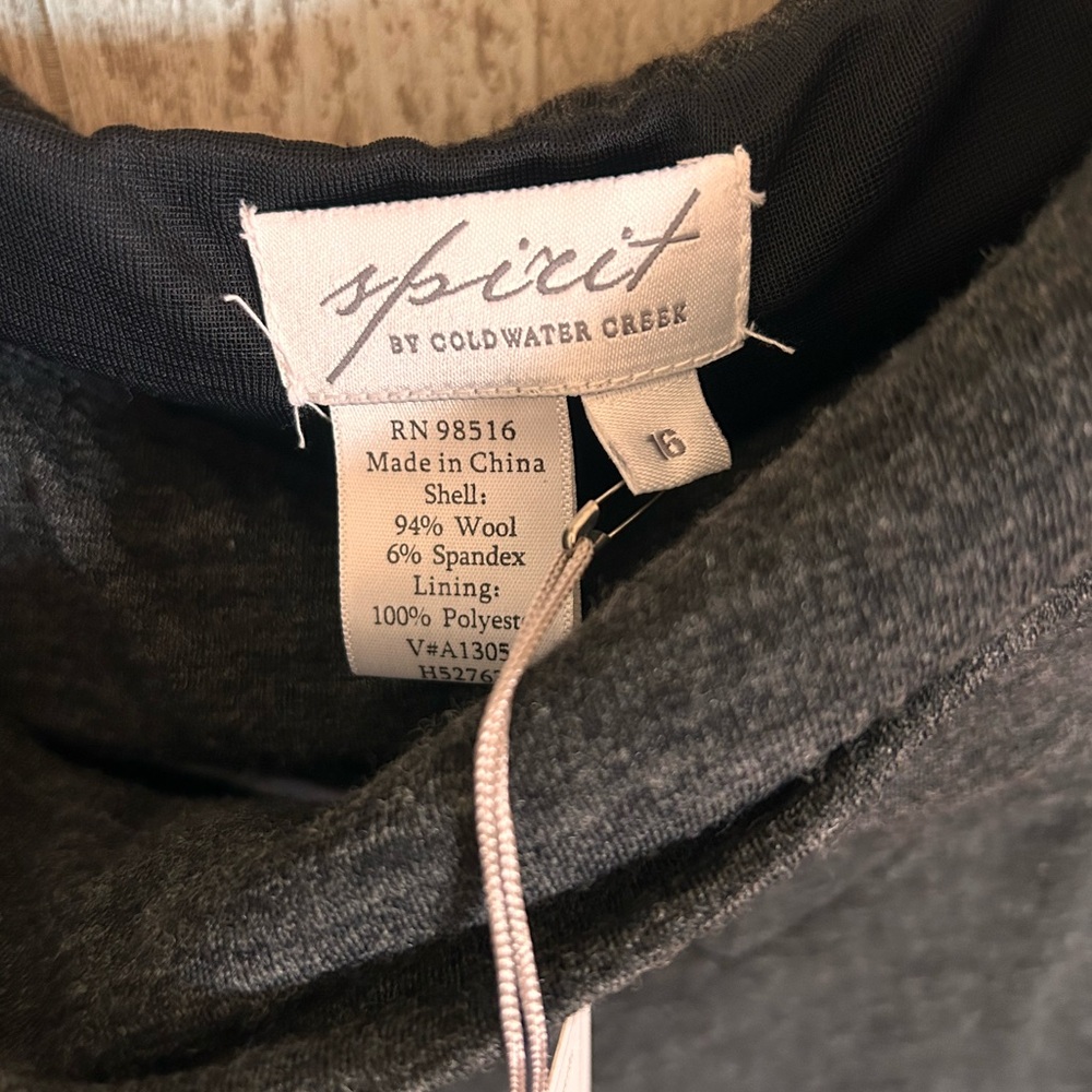 Merino skirt from Coldwatercreek. new with tags. MIDI length.size 14 - Picture 3 of 4
